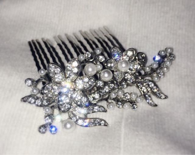 Luxury【新品】フラワービジュー&パール ヘアアクセサリー●ブライダル 結婚式 ウェディング●メタル フラワー ヘアアクセ < 女性アクセサリー/時計  Luxury【新品】フラワービジュー&パール ヘアアクセサリー●ブライダル 結婚式 ウェディング●メタル フラワー ヘアアクセ < 女性アクセサリー/時計の