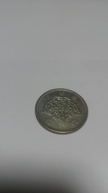 ◆稲/100円/銀貨/年号/昭和35年/西暦/1960年/並品/ < ホビー  ◆稲/100円/銀貨/年号/昭和35年/西暦/1960年/並品/ < ホビーの