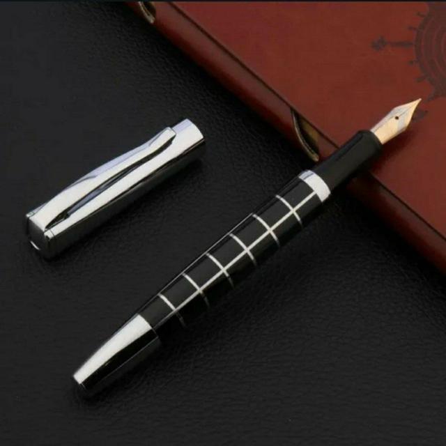新品 激渋 万年筆 シンプル 執筆 筆記用具 憧れ ペン 黒 銀 デザイン  < インテリア/ライフ  新品 激渋 万年筆 シンプル 執筆 筆記用具 憧れ ペン 黒 銀 デザイン   < インテリア/ライフの