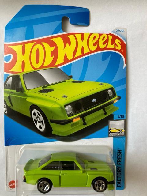ホットウィール・フォード エスコートRS2000 黄緑 (他も出品中) < ホビー  ホットウィール・フォード エスコートRS2000 黄緑 (他も出品中)  < ホビーの
