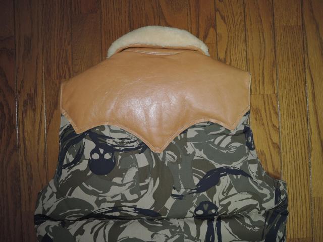 HYSTERIC GLAMOUR ヒステリックグラマー × ロッキーマウンテン スカル迷彩柄 ダウン ベスト S36 カモ < ブランド  HYSTERIC GLAMOUR ヒステリックグラマー × ロッキーマウンテン スカル迷彩柄 ダウン ベスト S36 カモ < ブランドの