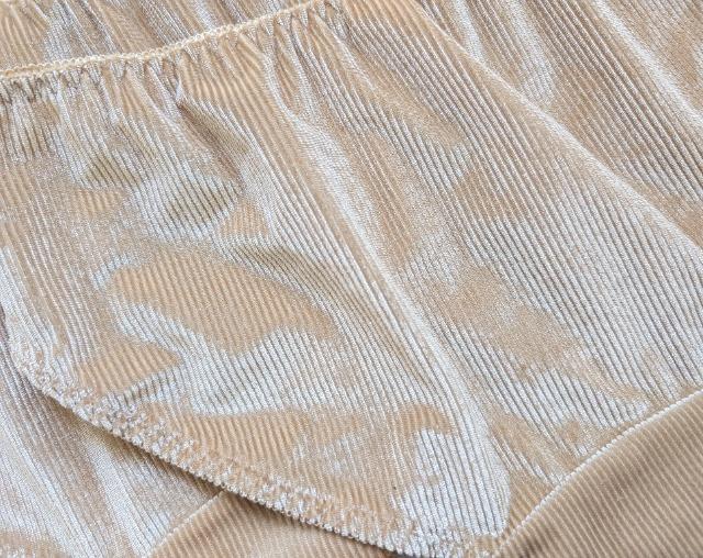 LL★コーデュロイフルバックショーツ2枚セット★ベージュ★新品★送料無料 < 女性ファッション LL★コーデュロイフルバックショーツ2枚セット★ベージュ★新品★送料無料 < 女性ファッションの