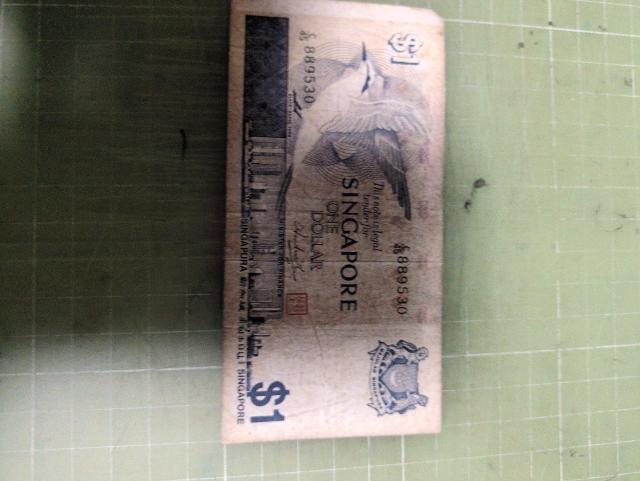 シンガポール1ドル紙幣 < ホビー シンガポール1ドル紙幣 < ホビーの