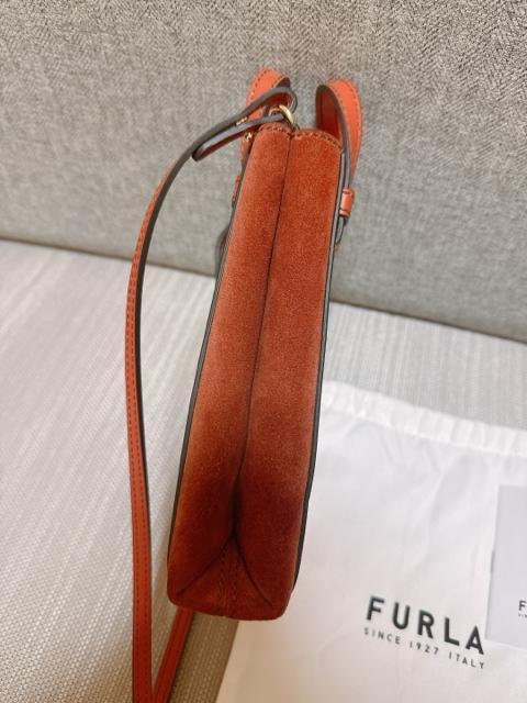 FURLA �X�}�z�V�����_�[�o�b�O �� �u�����h�� 