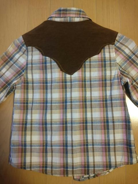 長袖ブラウス/ブラウン系チェック柄シャツ/Tシャツの上に上着としても♪サイズ130p < キッズ/ベビー  長袖ブラウス/ブラウン系チェック柄シャツ/Tシャツの上に上着としても♪サイズ130p < キッズ/ベビーの