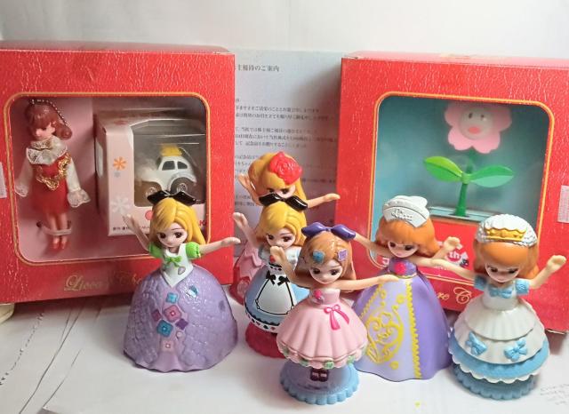 タカラトミー株主優待企画品リカちゃんキーホルダー初代チョロQフラワーキューブ新品 < おもちゃ  タカラトミー株主優待企画品リカちゃんキーホルダー初代チョロQフラワーキューブ新品  < おもちゃの