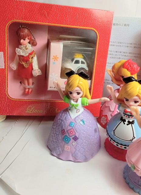 タカラトミー株主優待企画品リカちゃんキーホルダー初代チョロQフラワーキューブ新品 < おもちゃ  タカラトミー株主優待企画品リカちゃんキーホルダー初代チョロQフラワーキューブ新品 < おもちゃの