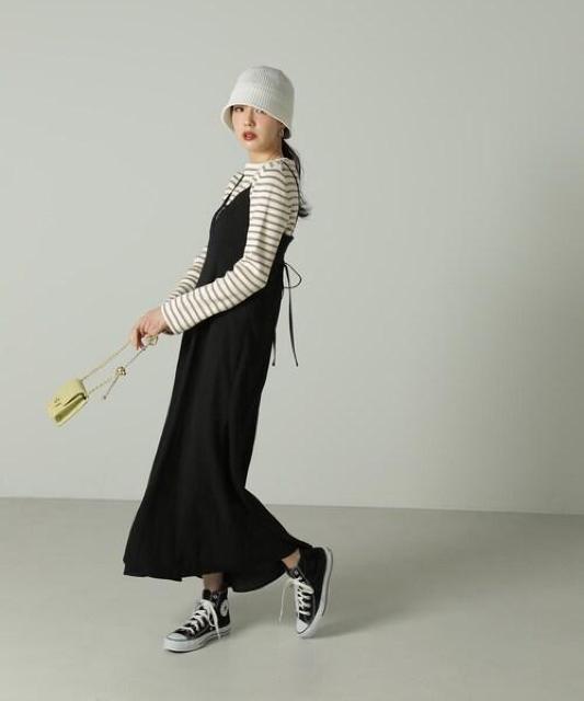 FREEfS MARTL~\[s[X  uh 