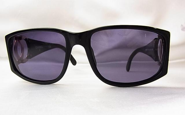 ★正規品 CHANELシャネル ココマーク サングラス ヴィンテージモデル 型番02461 94305 < ブランド ★正規品 CHANELシャネル ココマーク サングラス ヴィンテージモデル 型番02461 94305 < ブランドの