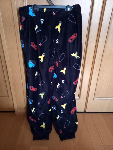 �⍰�A���[���E�G�A�㉺(���i�A���AL) �� �j���t�@�b�V������ 