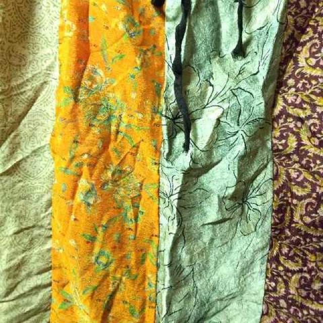 WORLD BAZAAR新品★シルク100パッチワークラップスカートF < 女性ファッション  WORLD BAZAAR新品★シルク100パッチワークラップスカートF < 女性ファッションの