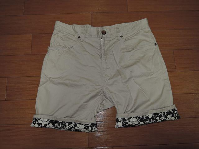 エムMショーツMアロハ花柄切替ハーフパンツTMT < ブランド エムMショーツMアロハ花柄切替ハーフパンツTMT < ブランドの