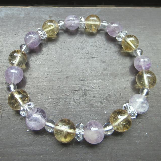 ラベンダーアメジストxシトリンブレスレット 天然石 < 女性アクセサリー/時計 ラベンダーアメジストxシトリンブレスレット 天然石 < 女性アクセサリー/時計の