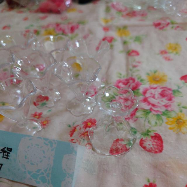 お花型パフェグラス9個 < 香水/コスメ/ネイル  お花型パフェグラス9個 < 香水/コスメ/ネイルの