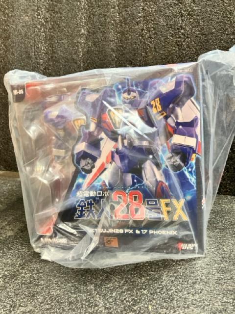 ACTION TOYS MINI ACTION MI-05 超電動ロボ 鉄人28号FX TETSUJIN28 FX & 17 < ホビー  ACTION TOYS MINI ACTION MI-05 超電動ロボ 鉄人28号FX TETSUJIN28 FX & 17 < ホビーの
