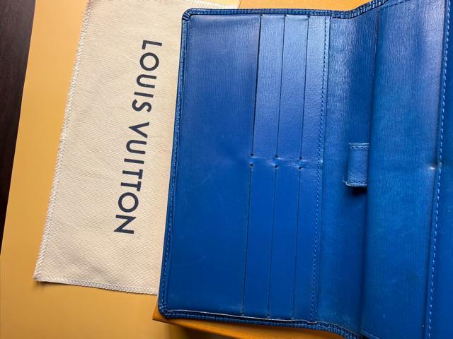 ���C���B�g�� �G�s �|���g �g���]�[�� �C���^�[�i�V���i�� �����z �u���[ �� �u�����h�� 