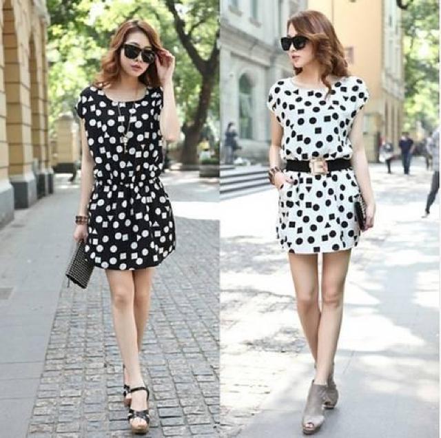 残1枚●爆ヤス890円★シフォン柄ワンピベルト付 黒★M < 女性ファッション  残1枚●爆ヤス890円★シフォン柄ワンピベルト付 黒★M  < 女性ファッションの