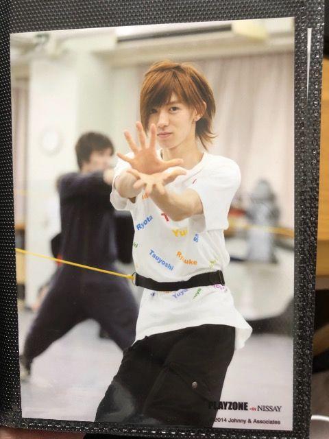 Travis Japan ܎O|ʐ^4   ^gObY 