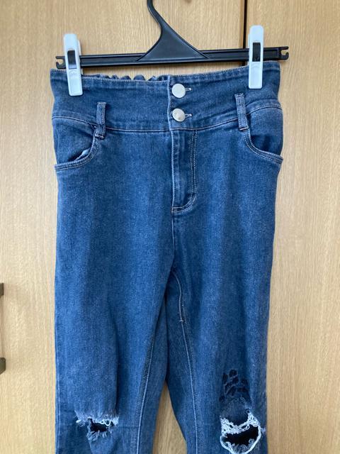 ダメージパンツ160 < キッズ/ベビー  ダメージパンツ160 < キッズ/ベビーの