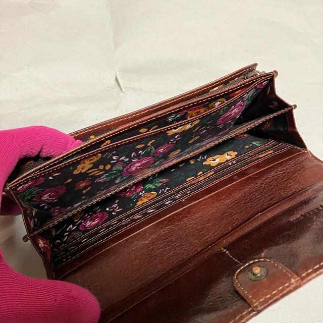 【ANNA SUI / アナスイ】 レザー / 二つ折り 長財布 ダークブラウン < ブランド 【ANNA SUI / アナスイ】 レザー / 二つ折り 長財布 ダークブラウン < ブランドの