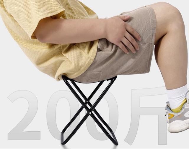 【新商品】大型30x30x31cm折りたたみ椅子 軽量 アウトドアチェア 耐荷重100kg 収納袋付き 屋外キャンプ/屋内 < レジャー/スポーツ  【新商品】大型30x30x31cm折りたたみ椅子 軽量 アウトドアチェア 耐荷重100kg 収納袋付き 屋外キャンプ/屋内 < レジャー/スポーツの