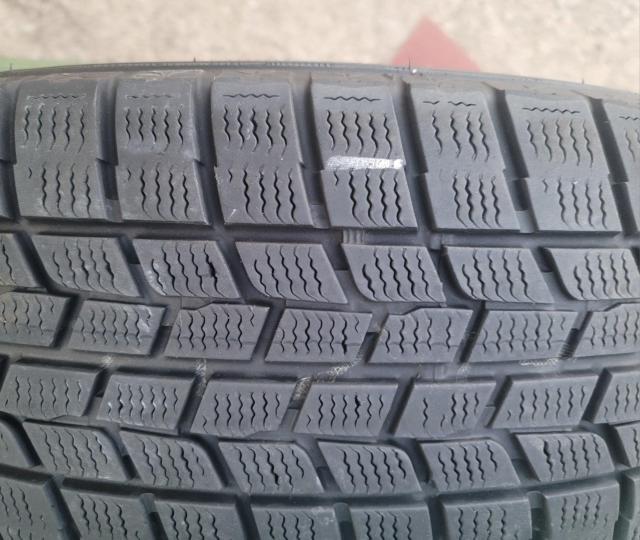 バリ溝年式19 スタッドレス タイヤGOODYEAR ICE NAVI6 16インチ215/65R16 98Qタイヤのみ4本セット < 自動車/バイク バリ溝年式19 スタッドレス タイヤGOODYEAR ICE NAVI6 16インチ215/65R16 98Qタイヤのみ4本セット < 自動車/バイク