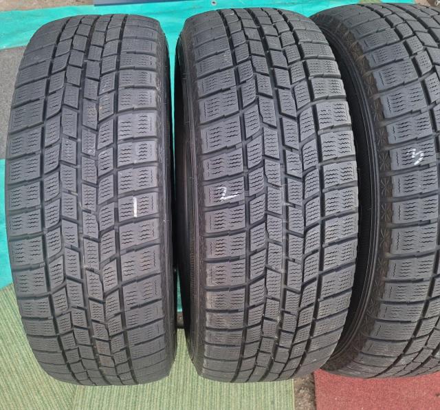 バリ溝年式19 スタッドレス タイヤGOODYEAR ICE NAVI6 16インチ215/65R16 98Qタイヤのみ4本セット < 自動車/バイク バリ溝年式19 スタッドレス タイヤGOODYEAR ICE NAVI6 16インチ215/65R16 98Qタイヤのみ4本セット < 自動車/バイク