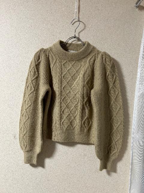 新品タグ付きROYAL PARTY★ケーブル編みふんわり袖ニット < ブランド 新品タグ付きROYAL PARTY★ケーブル編みふんわり袖ニット < ブランドの