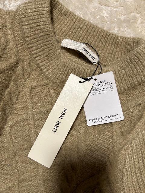 新品タグ付きROYAL PARTY★ケーブル編みふんわり袖ニット < ブランド 新品タグ付きROYAL PARTY★ケーブル編みふんわり袖ニット < ブランドの