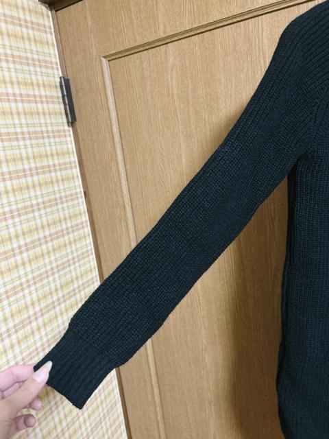 パールネックデコルテ開きニットトップス < 女性ファッション パールネックデコルテ開きニットトップス < 女性ファッションの