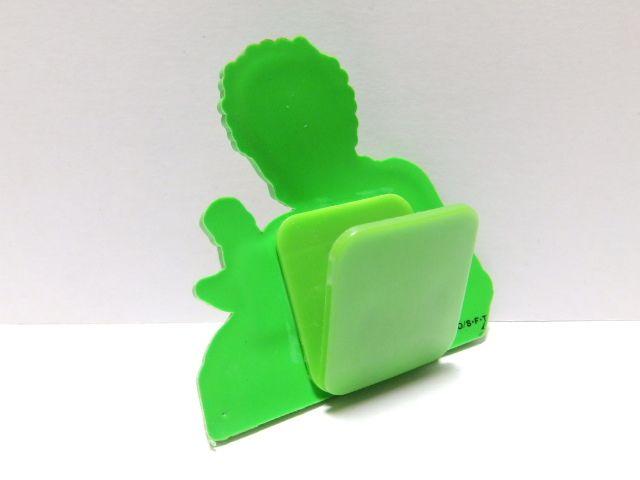 【ワンピース ゾロ】レシート.書類挟み.お菓子に♪ラバークリップ 両面テープ付 < アニメ/コミック/キャラクター 【ワンピース ゾロ】レシート.書類挟み.お菓子に♪ラバークリップ 両面テープ付 < アニメ/コミック/キャラクターの