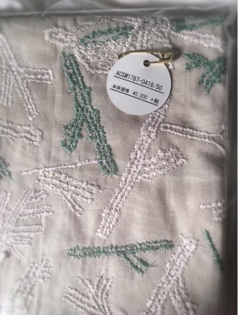 定価3,300円●haupiaハウピア●ビーバーロッジハンカチ●コットン < 女性ファッション 定価3,300円●haupiaハウピア●ビーバーロッジハンカチ●コットン < 女性ファッションの