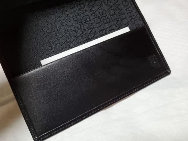 正規新古 ヴェルサーチ メデューサロゴ ミニマル レザーブックカバー黒 名刺○カードケース アイコンエンブレム クラシック 付属有 < ブランド  正規新古 ヴェルサーチ メデューサロゴ ミニマル レザーブックカバー黒 名刺○カードケース アイコンエンブレム クラシック 付属有 < ブランドの