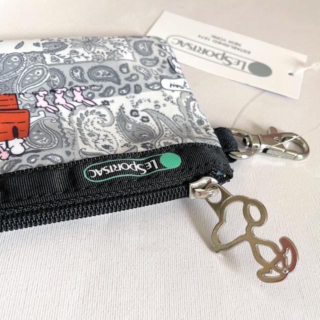 新品未使用 LeSportsac レスポートサック スヌーピー ピーナッツバンダナパッチ 小銭入れ コインケース キーコインポーチ < 女性ファッション  新品未使用 LeSportsac レスポートサック スヌーピー ピーナッツバンダナパッチ 小銭入れ コインケース キーコインポーチ < 女性ファッションの