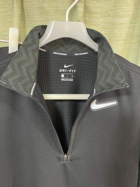 サイズS ナイキ ワイルドラン エレメント ランニング トップ 防寒 薄手フリース ブラック NIKE ナイキ 上下セット 黒 < ブランド サイズS ナイキ ワイルドラン エレメント ランニング トップ 防寒 薄手フリース ブラック NIKE ナイキ 上下セット 黒 < ブランドの