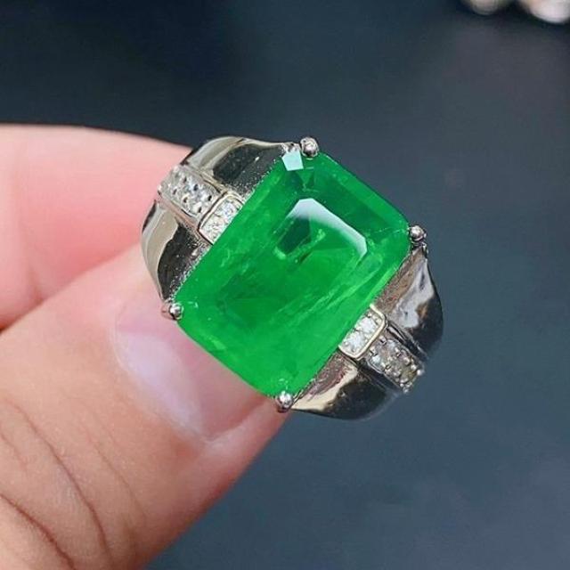 天然エメラルドリング 10×14mm 天然石 ナチュラル 宝石 Kk_79802 < 女性アクセサリー/時計 天然エメラルドリング 10×14mm 天然石 ナチュラル 宝石 Kk_79802 < 女性アクセサリー/時計の