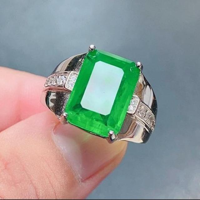 天然エメラルドリング 10×14mm 天然石 ナチュラル 宝石 Kk_79802 < 女性アクセサリー/時計 天然エメラルドリング 10×14mm 天然石 ナチュラル 宝石 Kk_79802 < 女性アクセサリー/時計の