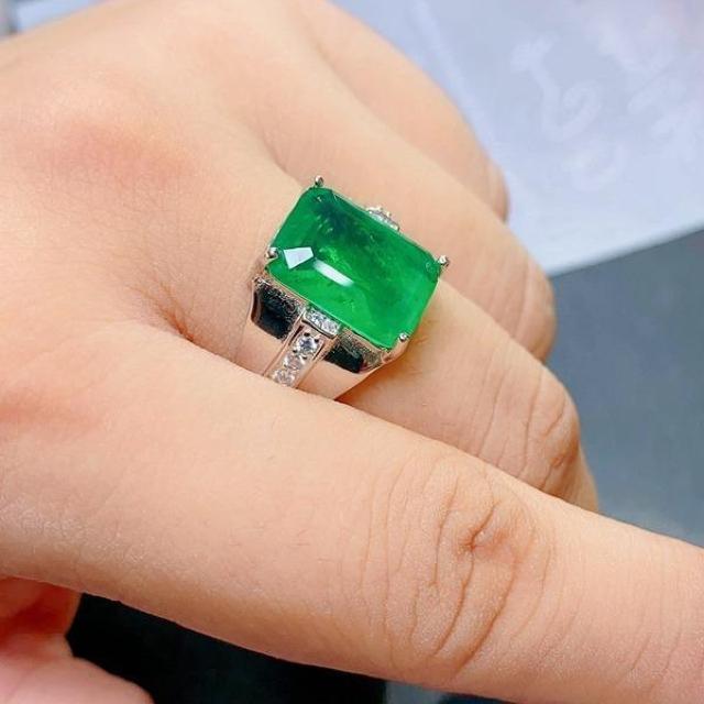 天然エメラルドリング 10×14mm 天然石 ナチュラル 宝石 Kk_79802 < 女性アクセサリー/時計 天然エメラルドリング 10×14mm 天然石 ナチュラル 宝石 Kk_79802 < 女性アクセサリー/時計の