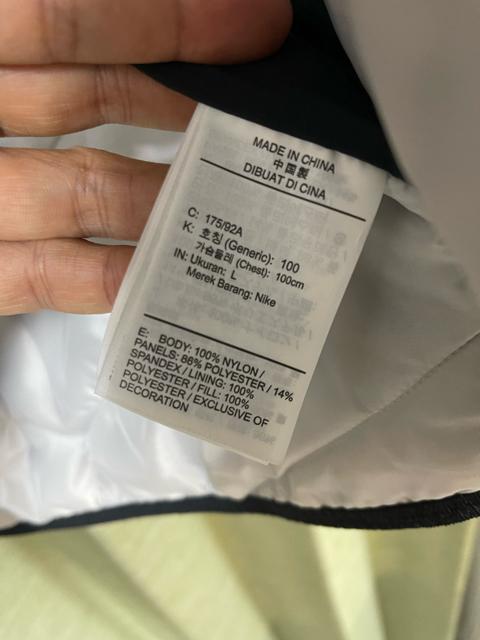 NIKE �i�C�L �E�B���h�u���[�J�[ �x�X�g ���C���h���� �G�A���C���[ BV5620-010 �� �T�C�YL �i�C�L NIKE �� �u�����h�� 