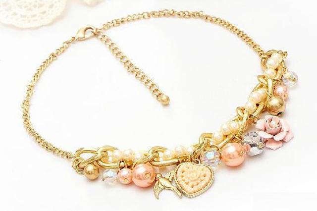 新品ゴスロリ姫系アンティーク調花鳥ロマンティックネックレス < 女性アクセサリー/時計  新品ゴスロリ姫系アンティーク調花鳥ロマンティックネックレス  < 女性アクセサリー/時計の