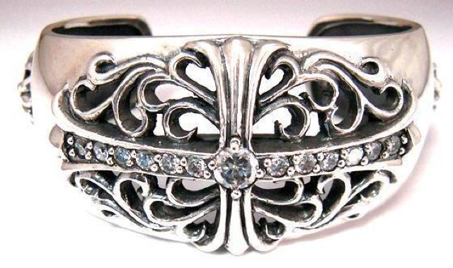 フローラルクロスカフバングル  シルバー925 フローラルクロスバングル with pave ダイヤ フローラル クロスバングル < 男性アクセサリー/時計  フローラルクロスカフバングル  シルバー925 フローラルクロスバングル with pave ダイヤ フローラル クロスバングル < 男性アクセサリー/時計の