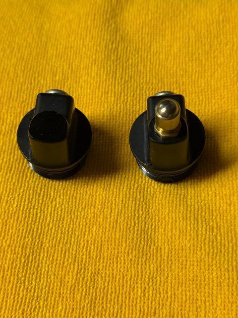 CBX400FF2型ホンダ純正フロントフォークエアートップキャップ < 自動車/バイク CBX400FF2型ホンダ純正フロントフォークエアートップキャップ < 自動車/バイク