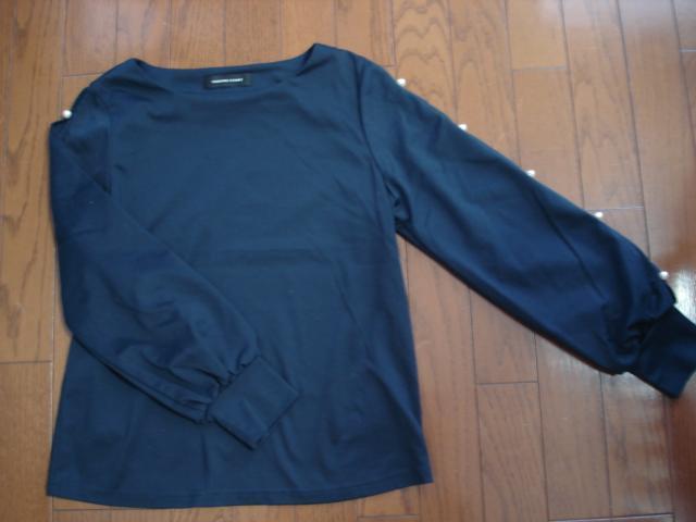 ★クイーンズコート 袖パールデザインカットソー★着用2・3度!超激安! < ブランド ★クイーンズコート 袖パールデザインカットソー★着用2・3度!超激安! < ブランドの