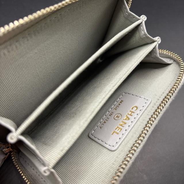 ���� CHANEL �V���l�� �N���V�b�N�W�b�v�R�C���p�[�X �� �u�����h�� 