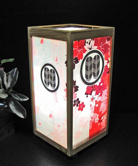 ★家紋の宿り木/森羅万象=「丸に並び矢」(家紋変更可)/至福の明り/LED昼白色・ラミネート加工・檜枠造・軽量/ < 家電/AV  ★家紋の宿り木/森羅万象=「丸に並び矢」(家紋変更可)/至福の明り/LED昼白色・ラミネート加工・檜枠造・軽量/  < 家電/AVの