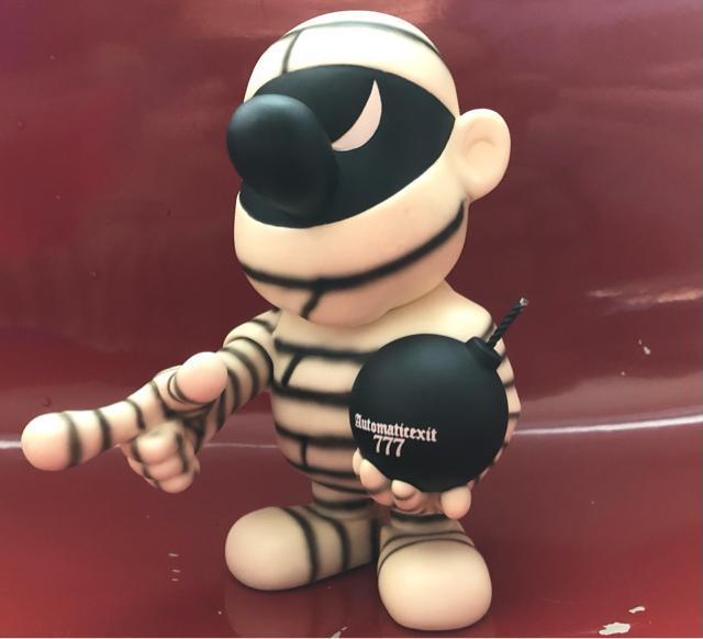 《TWIM》フィギュア バウンティーハンター secretbase バルザック MAD TOYZ デザイナーズトイ misfits < ホビー  《TWIM》フィギュア バウンティーハンター secretbase バルザック MAD TOYZ デザイナーズトイ misfits  < ホビーの