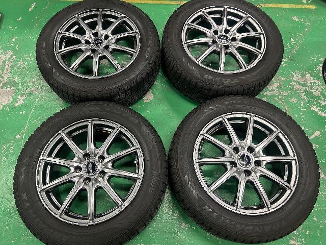 0092437)YÃX^bhX^CTOYOEB^[gpX4{ЊOA~zC[Zbg215/60R17  /oCN