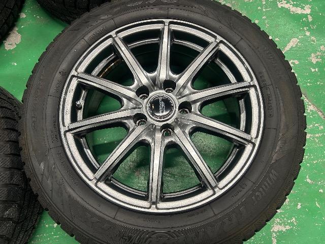 0092437)YÃX^bhX^CTOYOEB^[gpX4{ЊOA~zC[Zbg215/60R17  /oCN