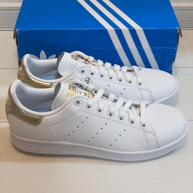 【新品/未使用】adidas Stan Smith W スタンスミス ウィメンズ 25.0cm (EE8836) 箱付 正規品 < ブランド 【新品/未使用】adidas Stan Smith W スタンスミス ウィメンズ 25.0cm (EE8836) 箱付 正規品 < ブランドの