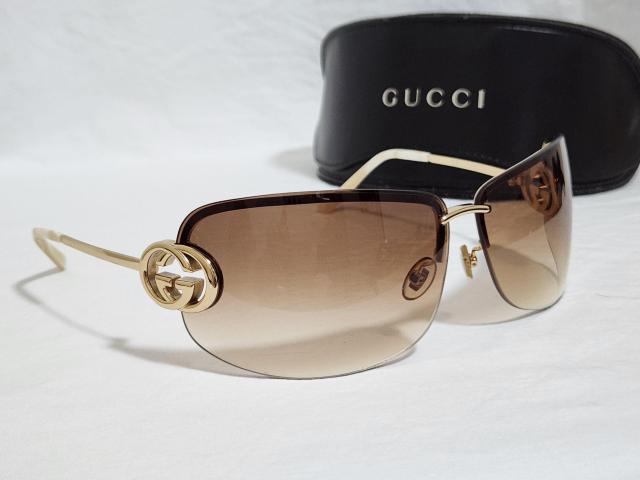 正規 グッチ GGロゴ シャイニーメタルフレームサングラス 茶 金 グラマラスハイカーブビッグレンズアイウェア 付属有 クラシック < ブランド  正規 グッチ GGロゴ シャイニーメタルフレームサングラス 茶 金 グラマラスハイカーブビッグレンズアイウェア 付属有 クラシック < ブランドの